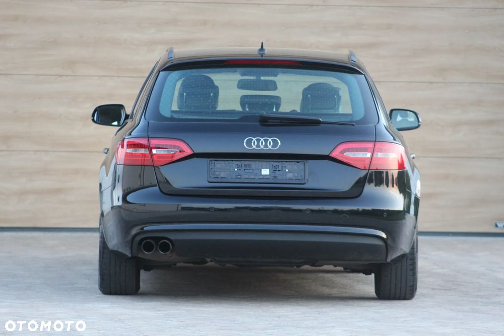 Audi A4 Avant - 13
