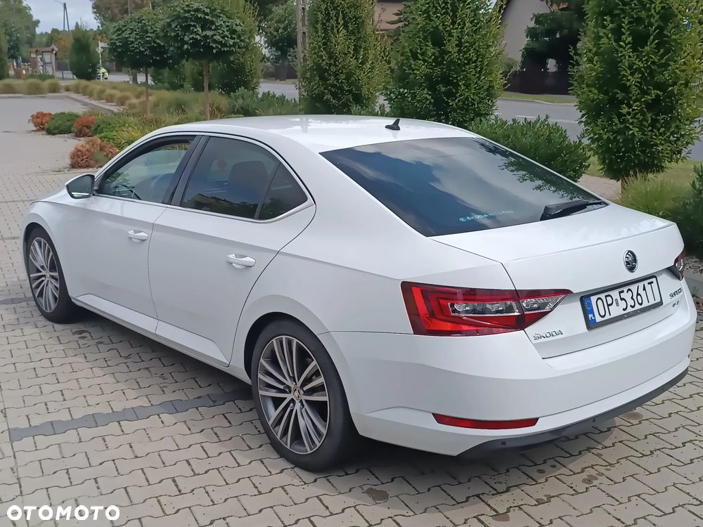 Skoda Superb 2.0 TDI 4x4 DSG Sportline - 15