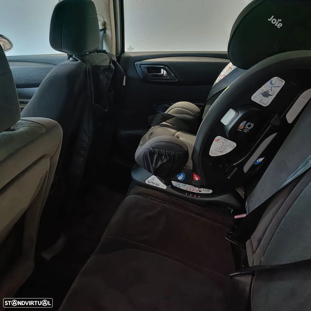 Citroën C4 1.6 HDi 110 Exclusive - 13