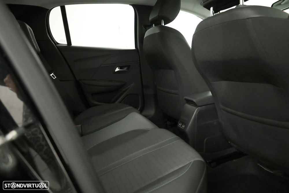 Peugeot 208 1.2 PureTech Allure EAT8 - 21