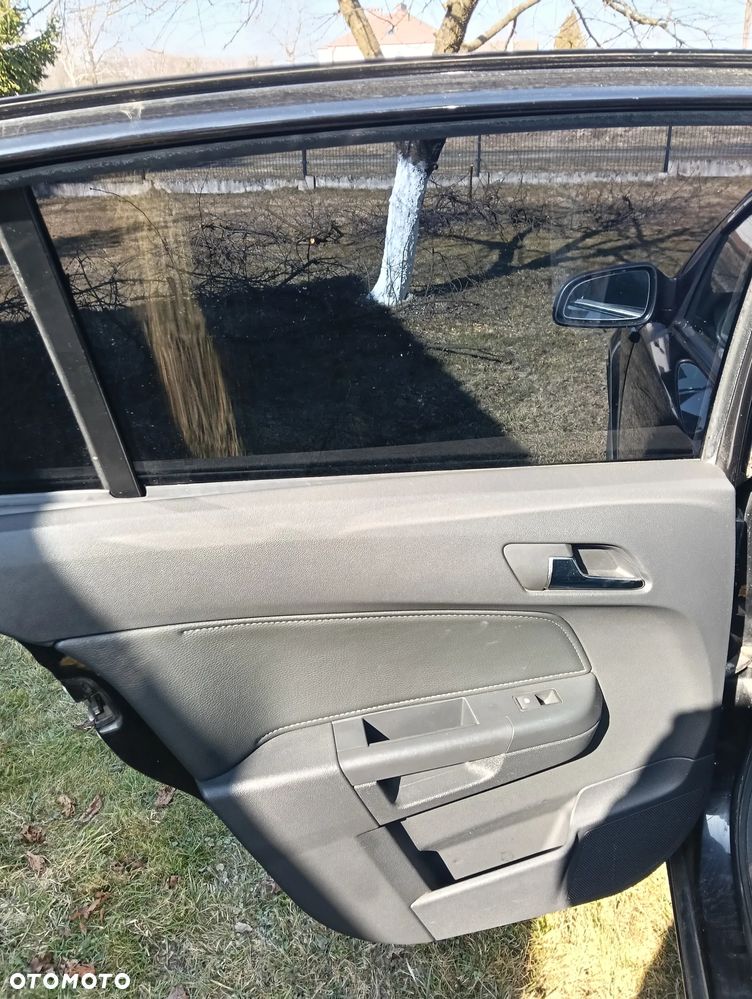 Opel Astra 2.0 T Cosmo - 12