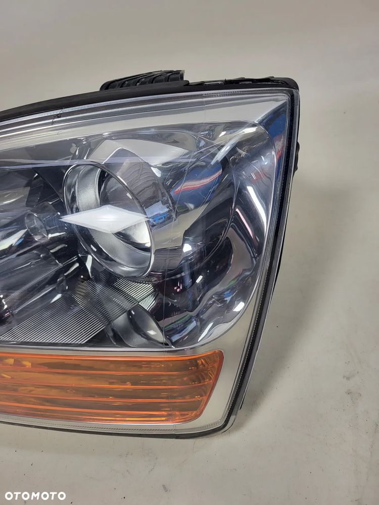 KIA SORENTO I LIFT 06-09 LAMPA LEWA EU - 2