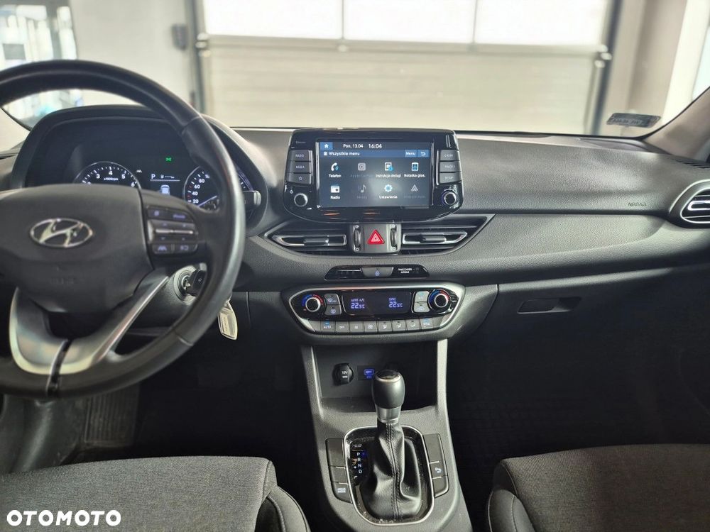 Hyundai i30 1.5 T-GDI 48V Comfort DCT - 22