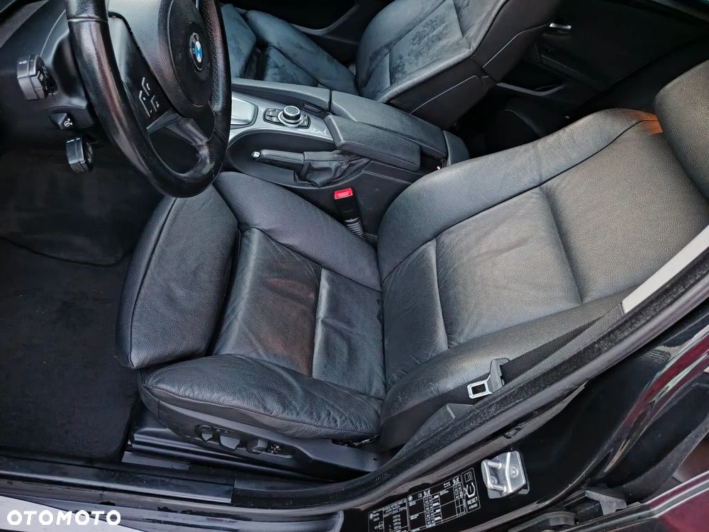 BMW Seria 5 525d xDrive Touring - 32