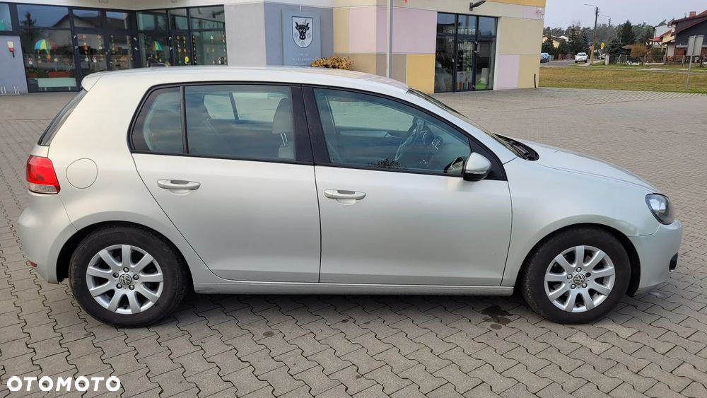 Volkswagen Golf 1.6 TDI DPF BlueMotion - 6