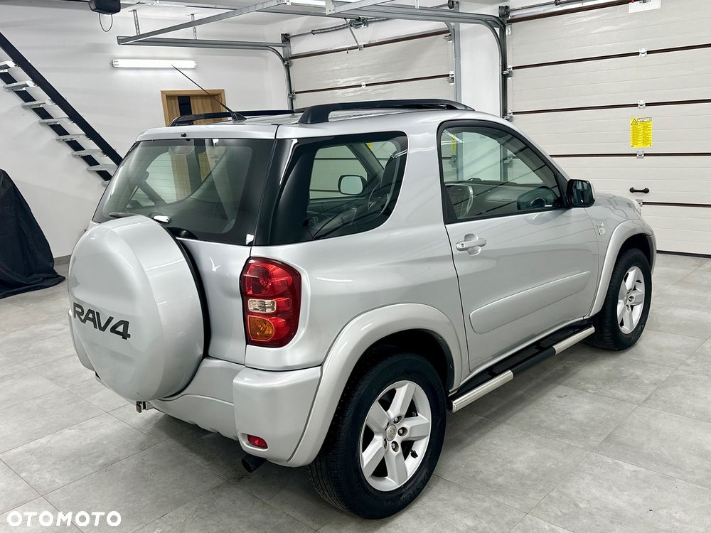 Toyota RAV4 2.0 VVT-i Sol - 3
