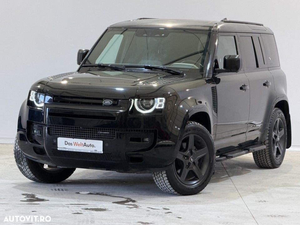 Land Rover Defender - 1