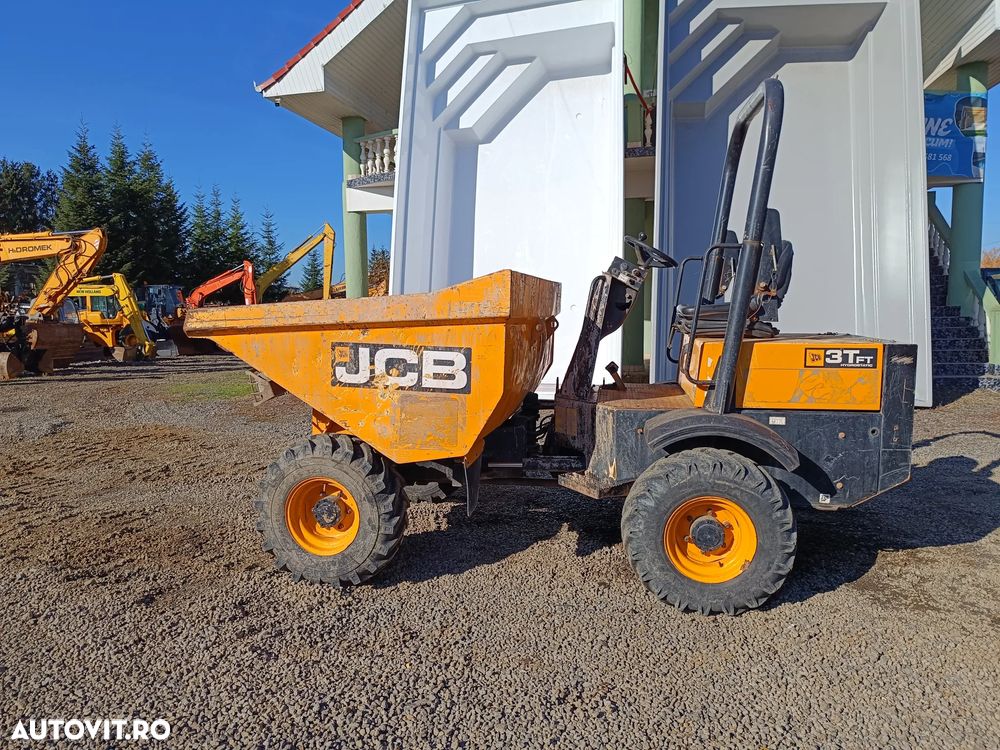 JCB 3TFT - 1