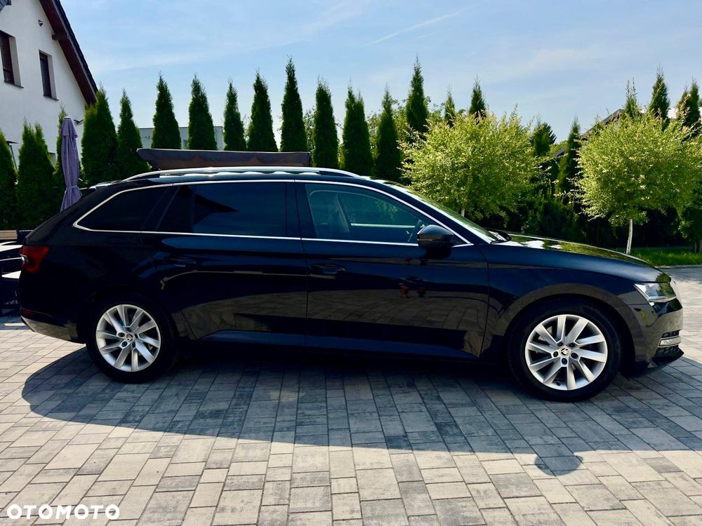 Skoda Superb 2.0 TDI SCR Style DSG - 2