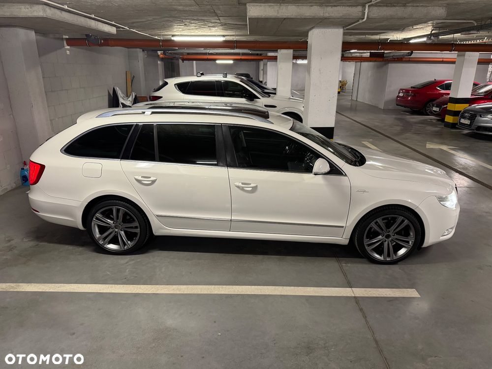 Skoda Superb 2.0 TDI L&K DSG - 22