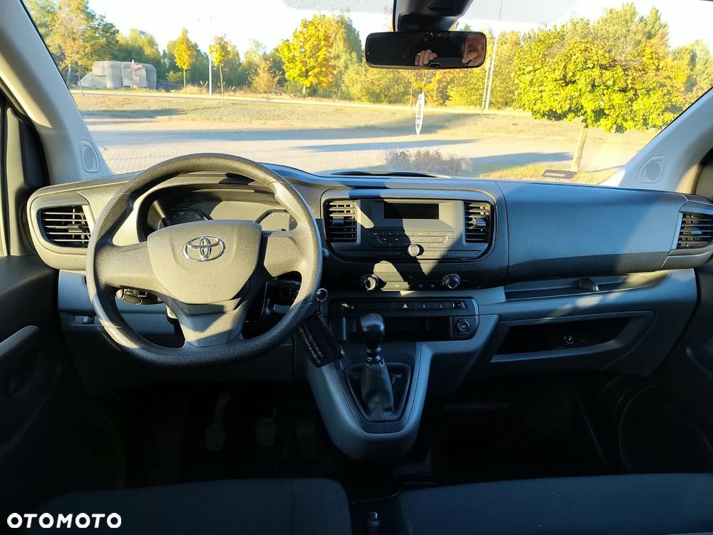 Toyota ProAce D-4D Medium 3,0t Active (bryg.) - 21