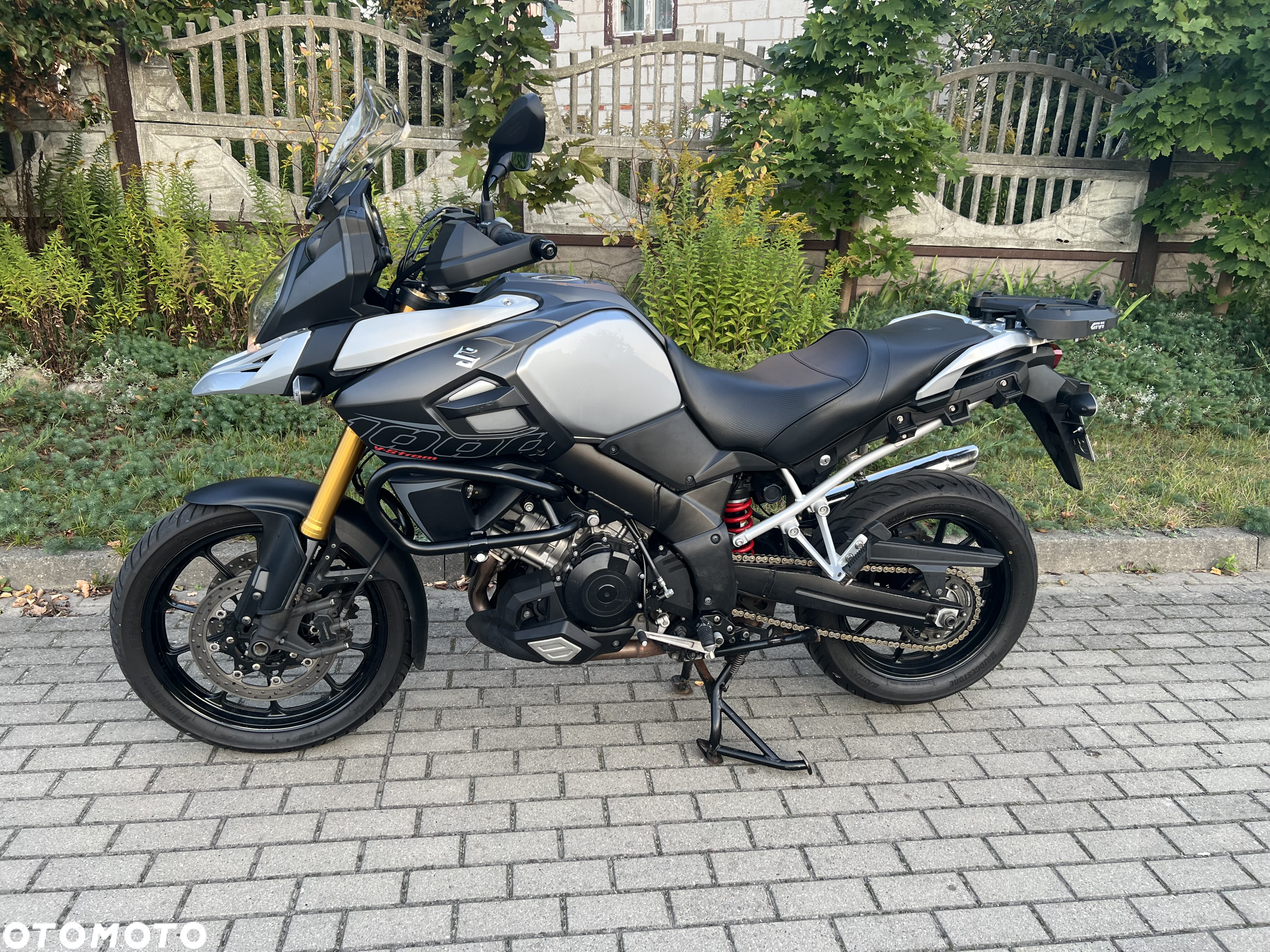 Suzuki DL - 6