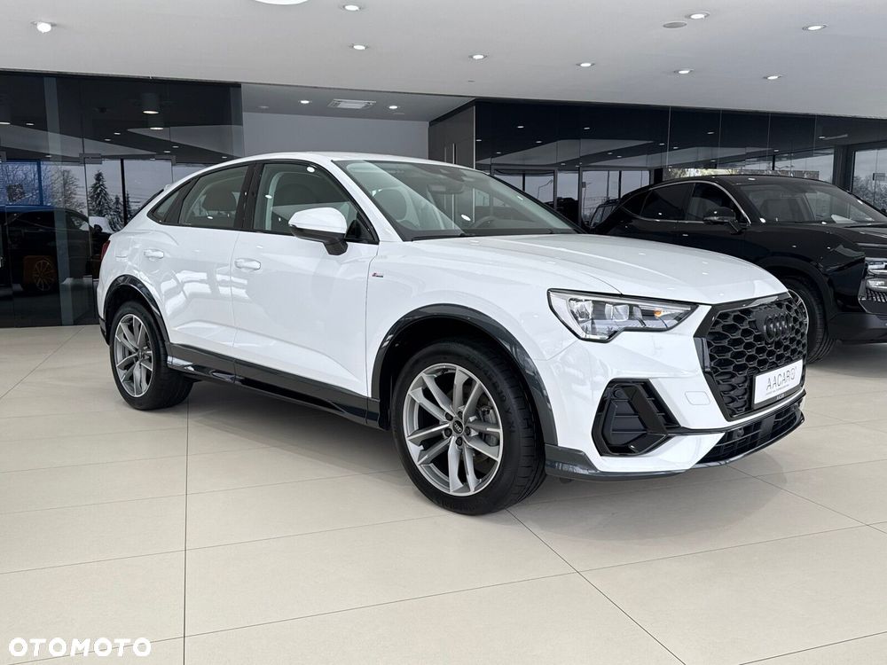 Audi Q3 Sportback - 6