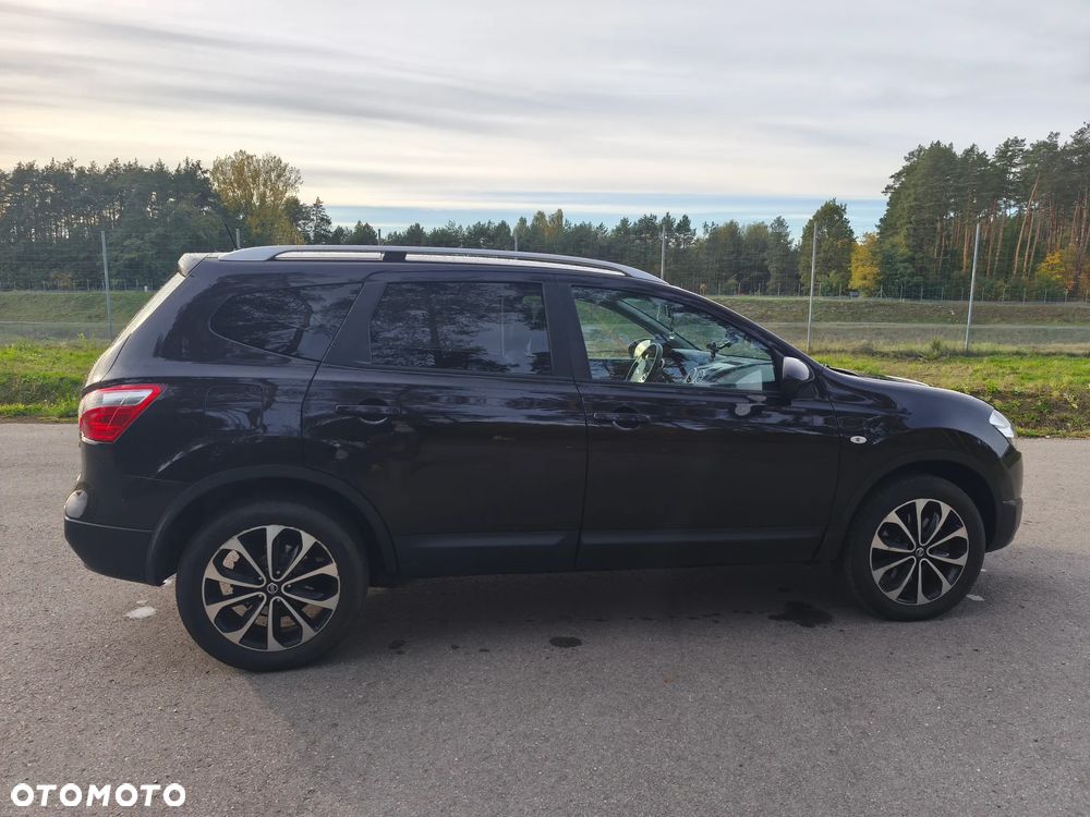 Nissan Qashqai+2 - 7