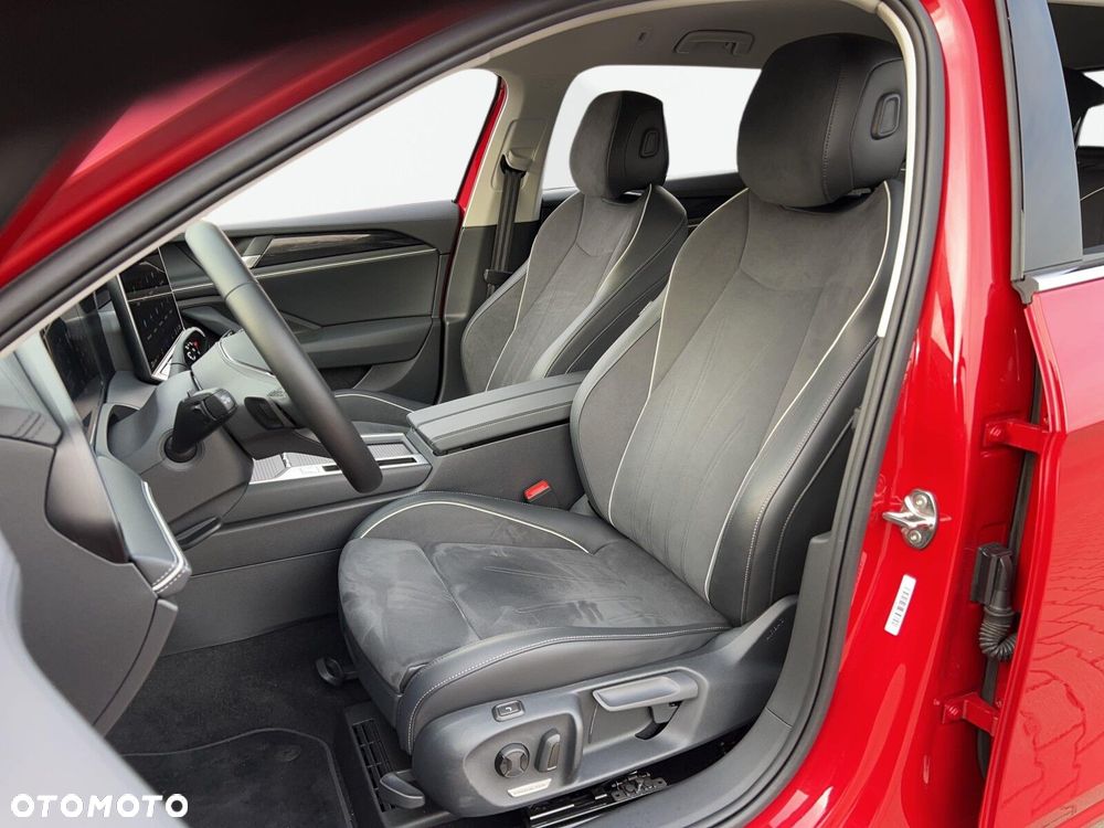 Volkswagen Passat - 11