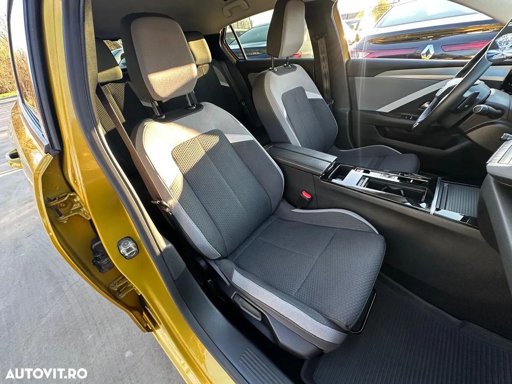 Opel Astra 1.2L Turbo Start/Stop AT8 Elegance - 6