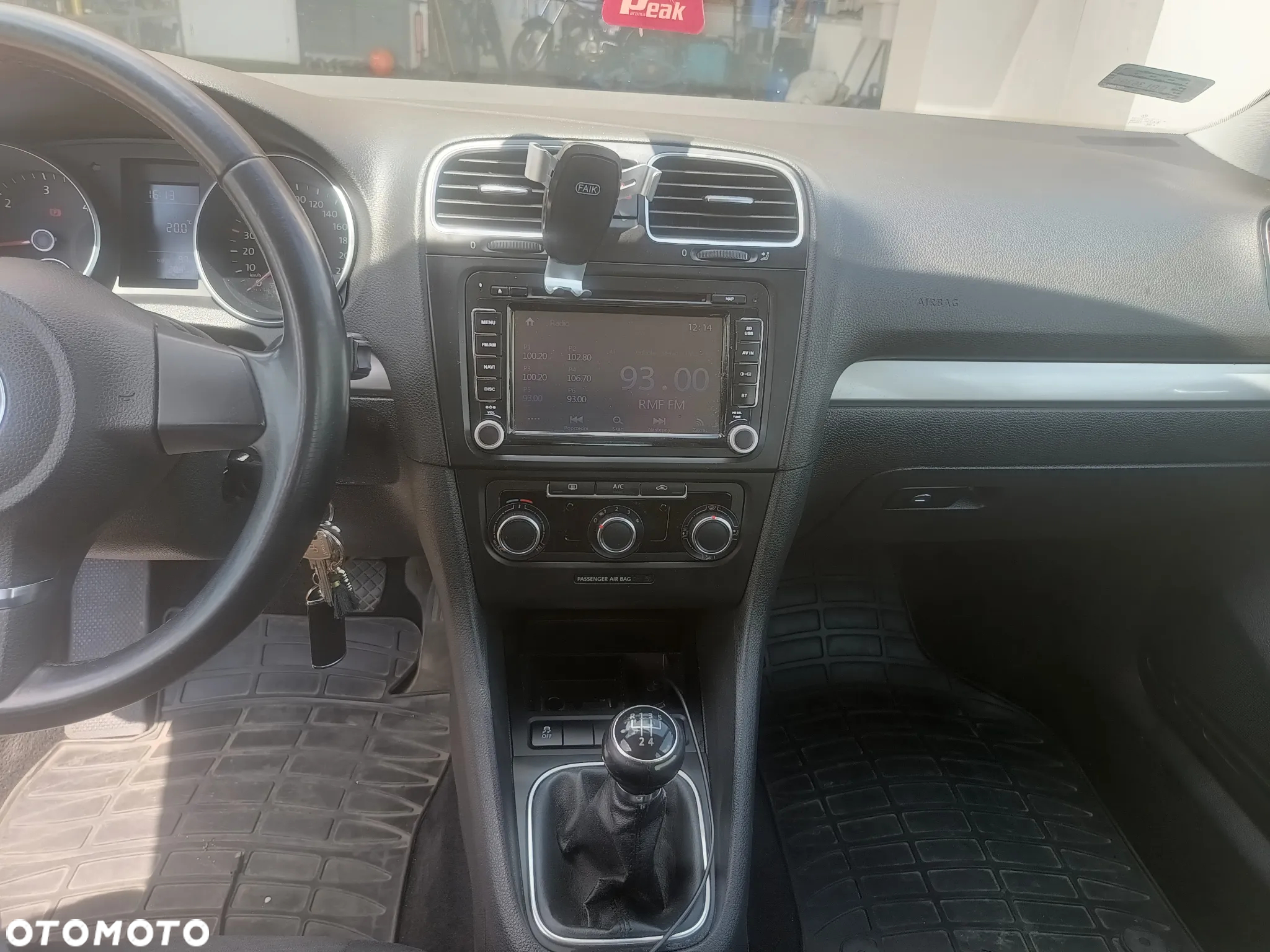 Volkswagen Golf VI 1.6 TDI Trendline - 4