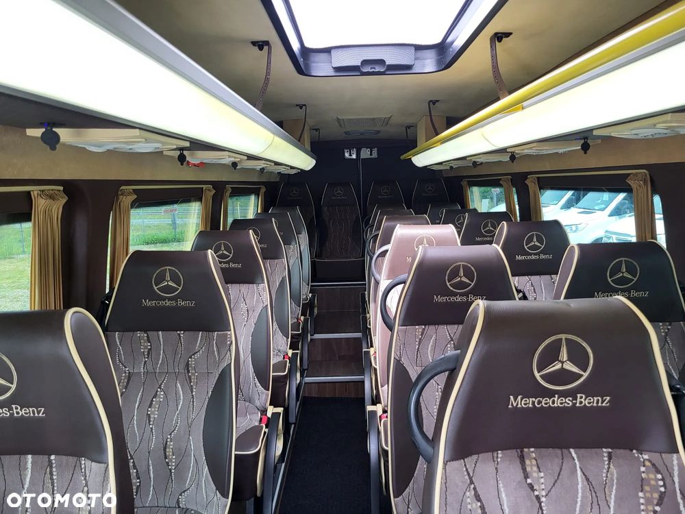 Mercedes-Benz Sprinter 519 CDI 24 miejsca + 4 stojące - 12