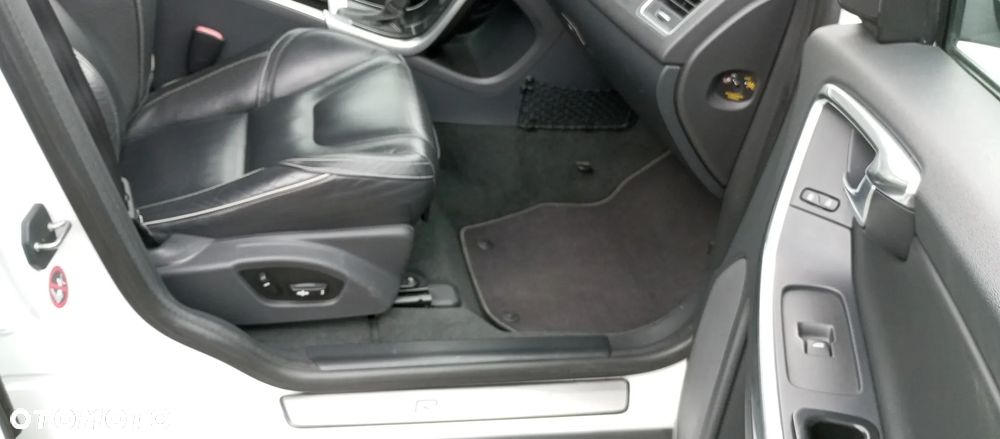 Volvo XC 60 - 34