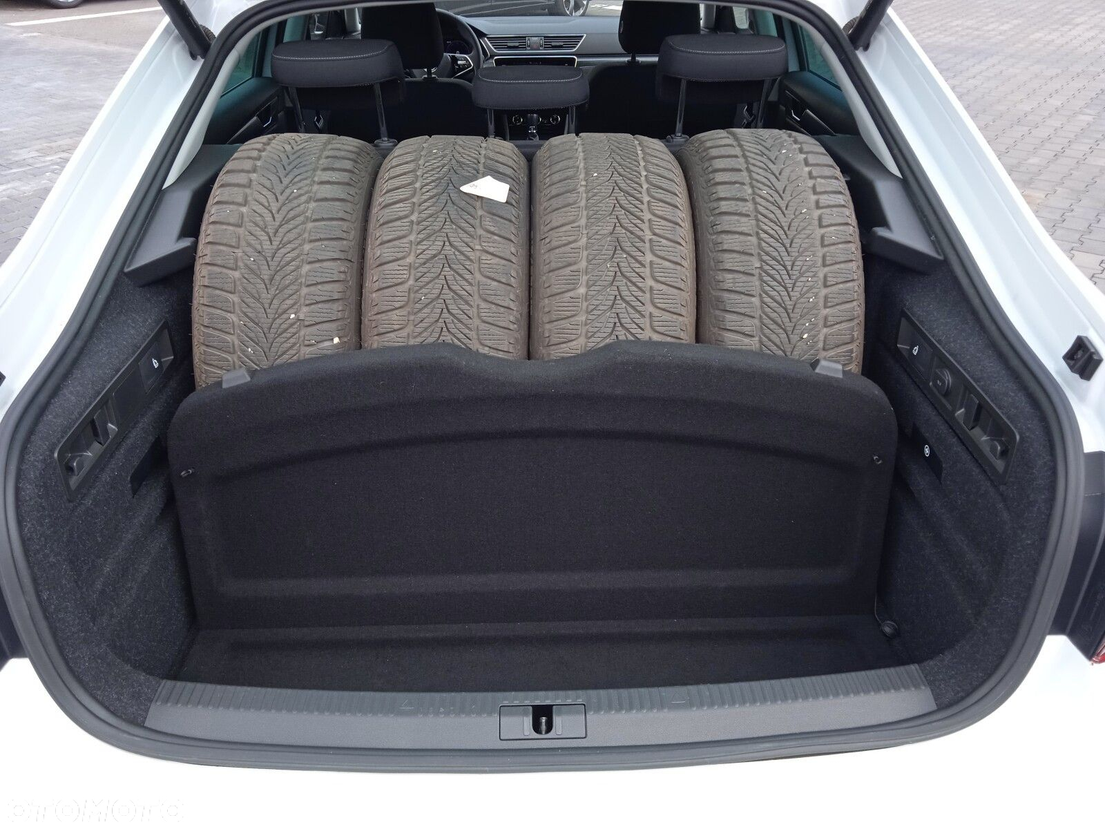 Skoda Superb 2.0 TDI SCR Style DSG - 17