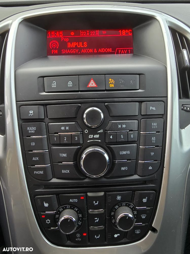 Opel Astra 1.6 Turbo - 11