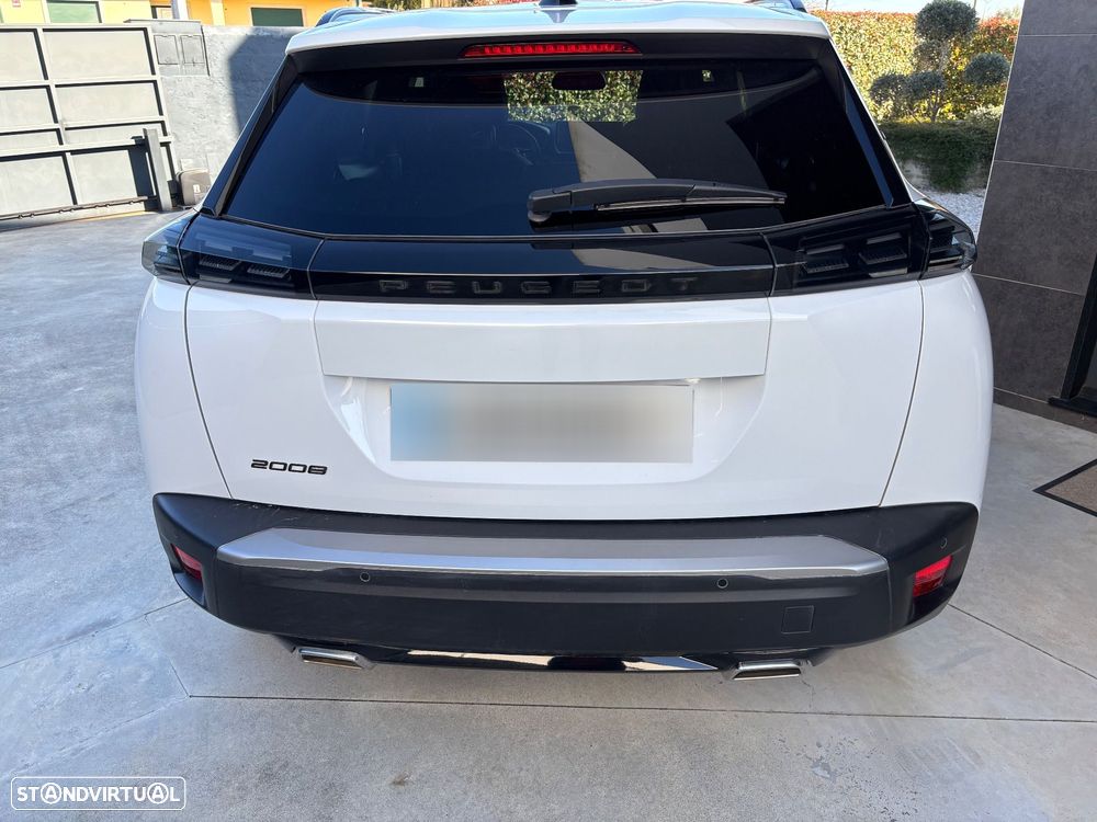 Peugeot 2008 - 4