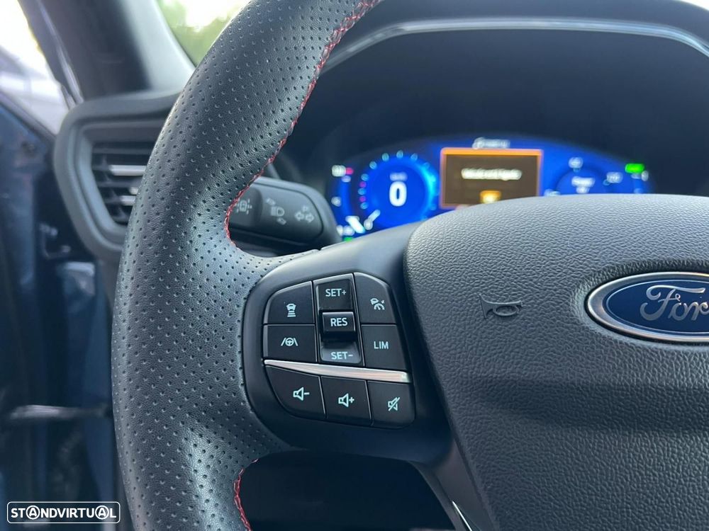 Ford Kuga 2.5 PHEV ST-Line - 16