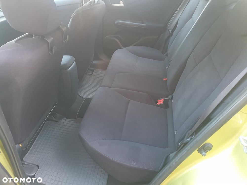 Honda Civic 1.8 Comfort - 11