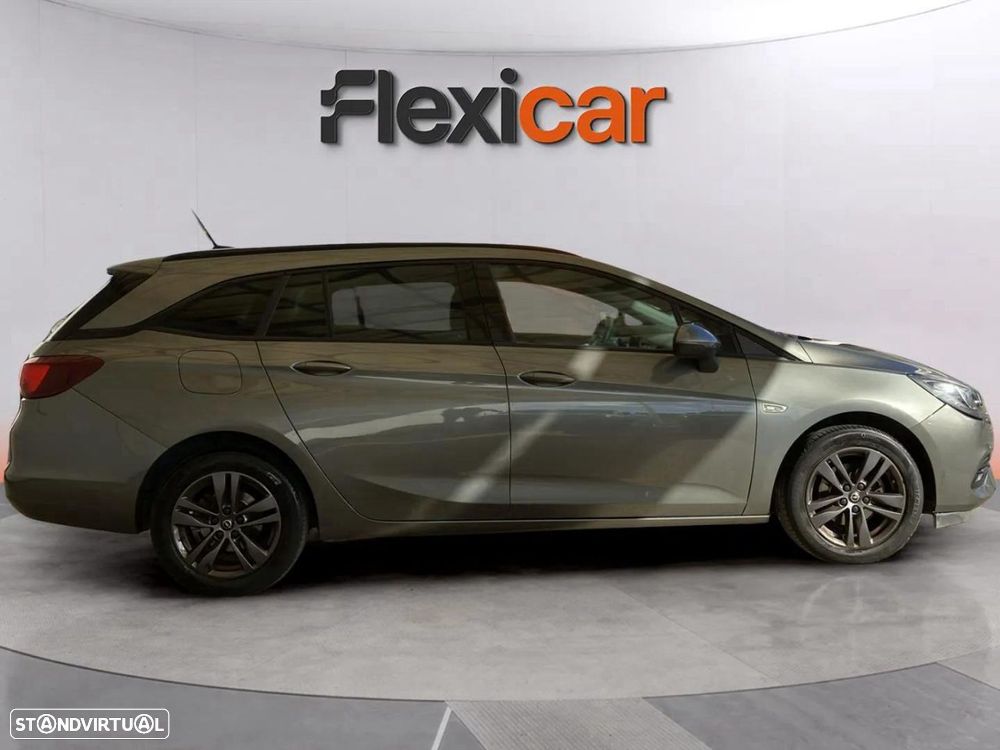 Opel Astra Sports Tourer 1.5 D Ultimate S/S - 2