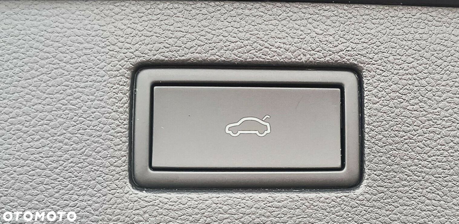 Volkswagen Arteon 2.0 TSI R-Line DSG - 28