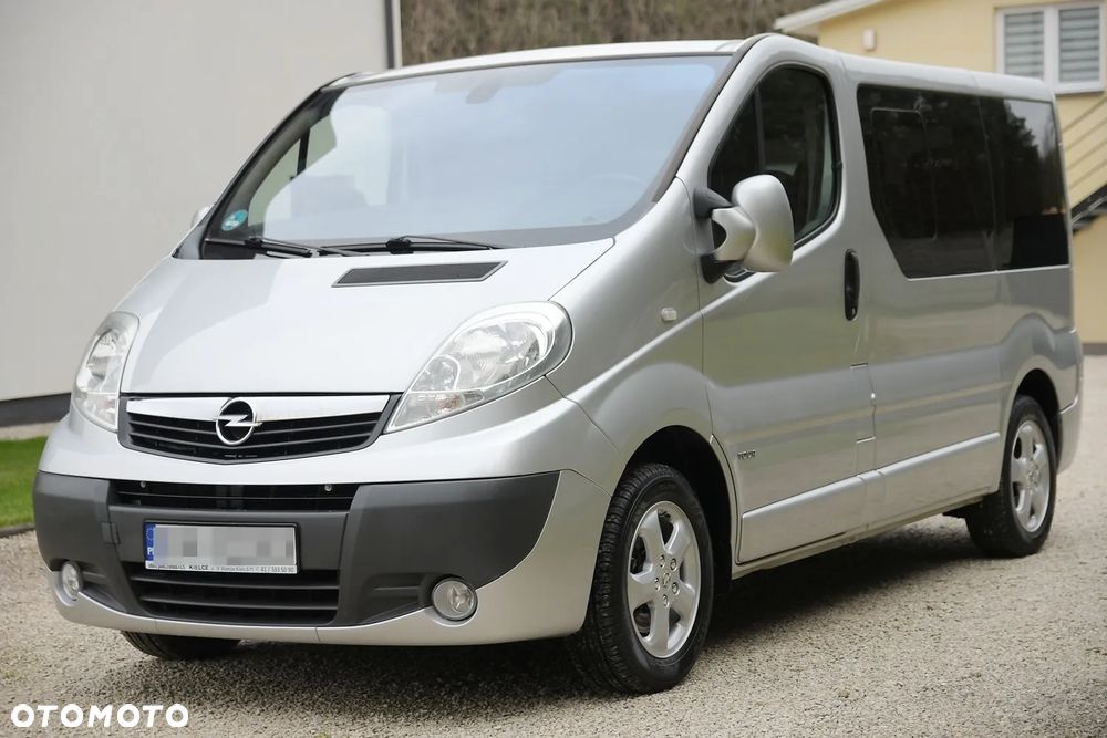 Opel Vivaro - 2