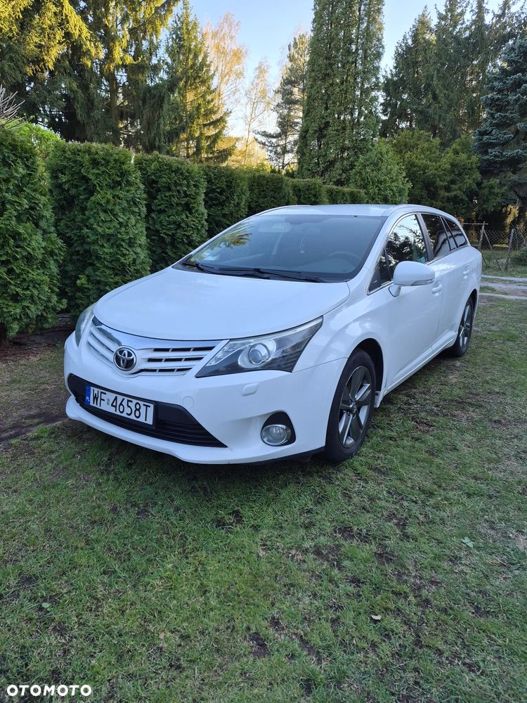 Toyota Avensis 2.0 D-4D Premium - 3