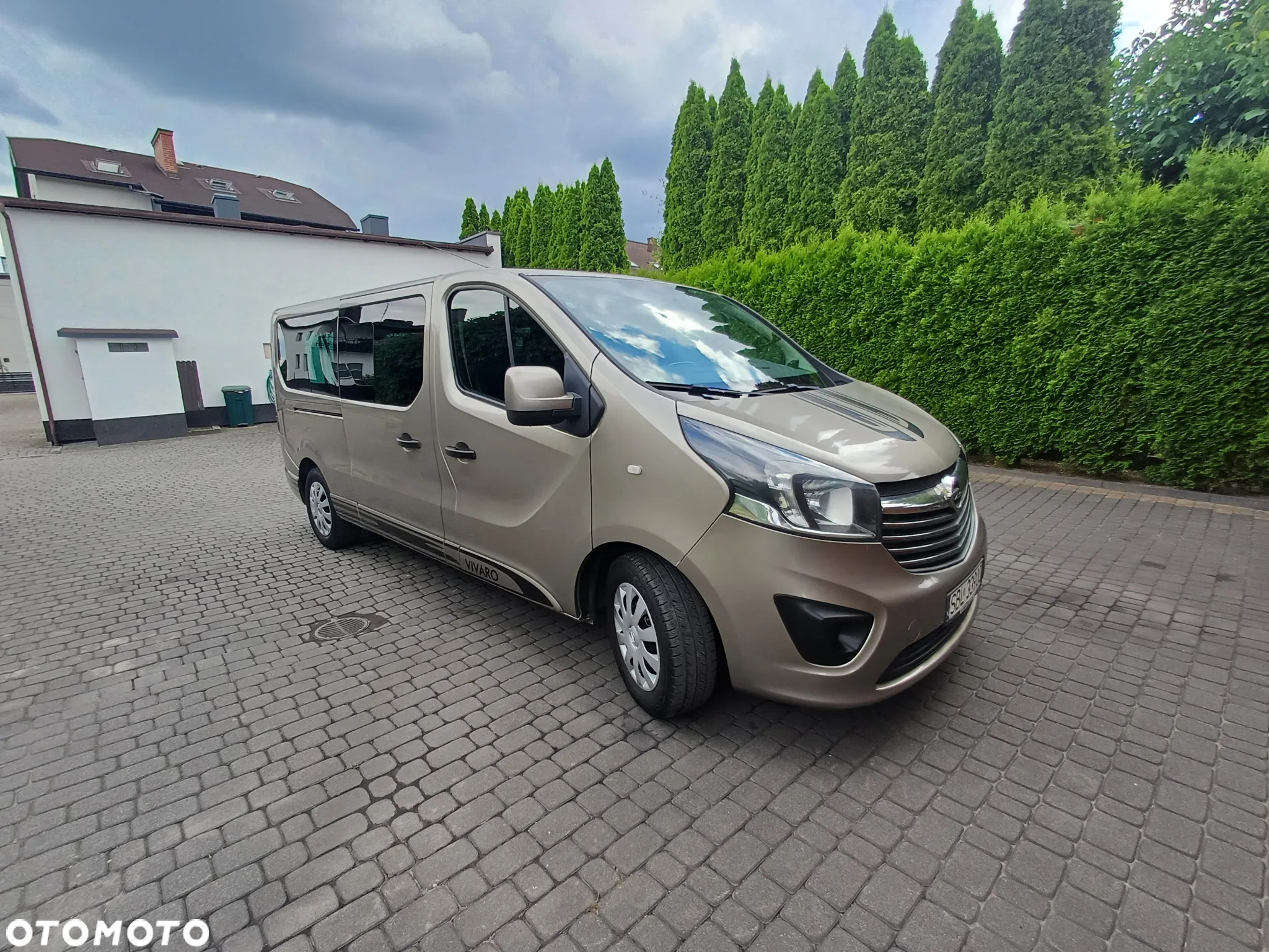 Opel Vivaro - 8
