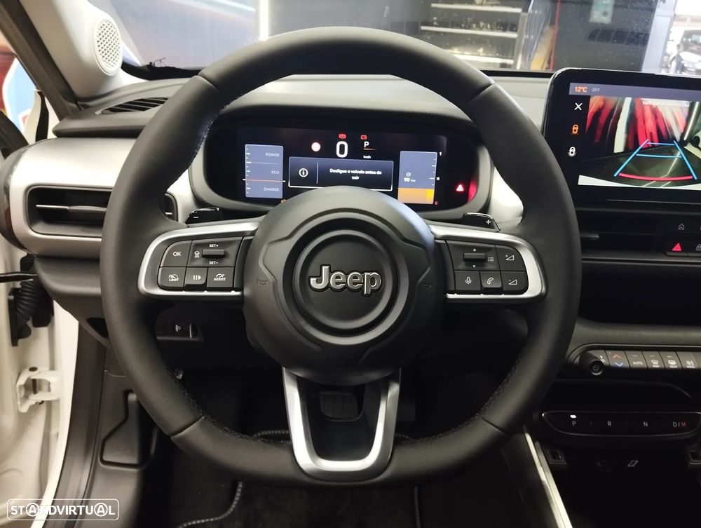 Jeep Avenger 1.2 e-Hybrid Longitude DCT - 19