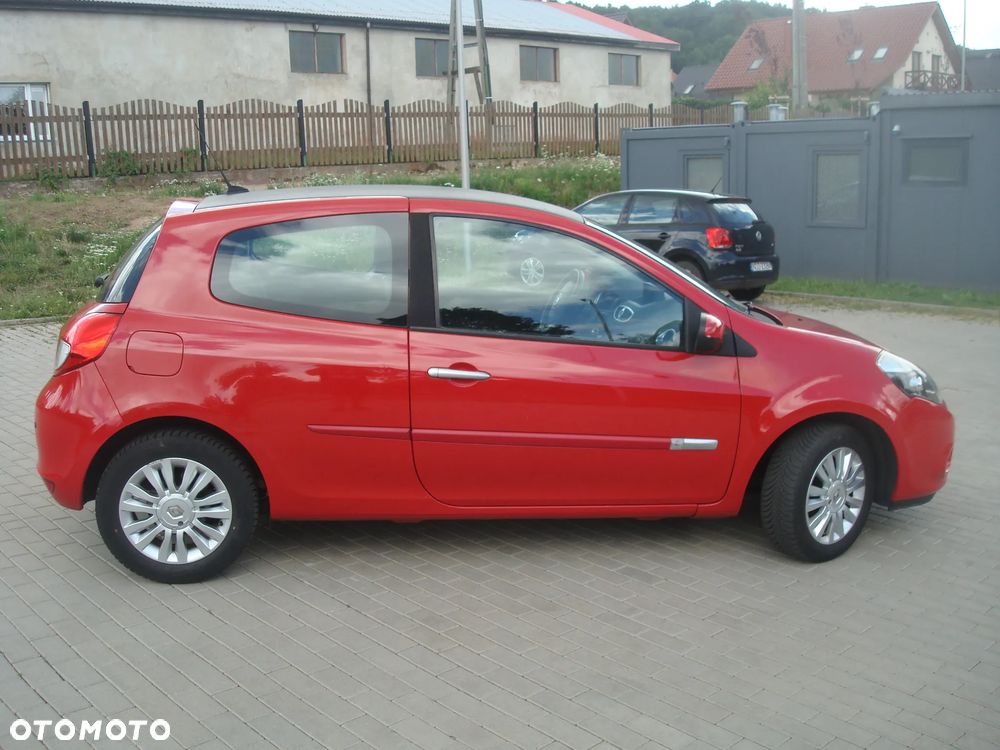 Renault Clio 1.5 dCi Extreme - 13