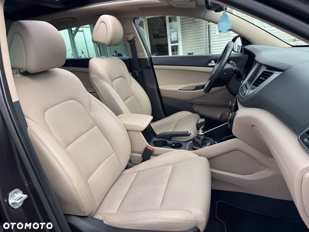 Hyundai Tucson 2.0 CRDI BlueDrive GO Plus 2WD - 13