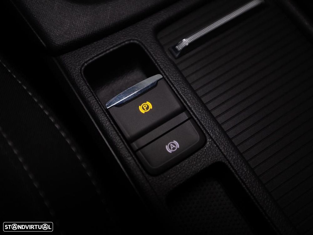 Skoda Octavia Break 2.0 TDI DSG First Edition - 19