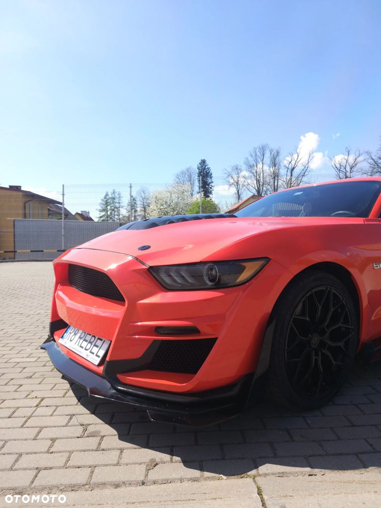 Ford Mustang 5.0 V8 GT - 4
