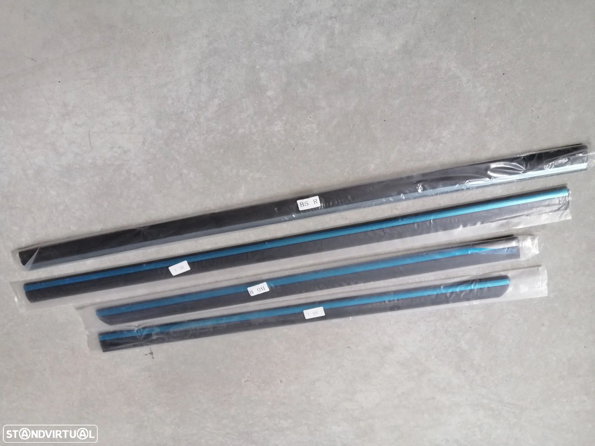 Conjuntos dos frisos das portas Vw Passat B5 anos de 2000 a 2005 NOVOS - 1