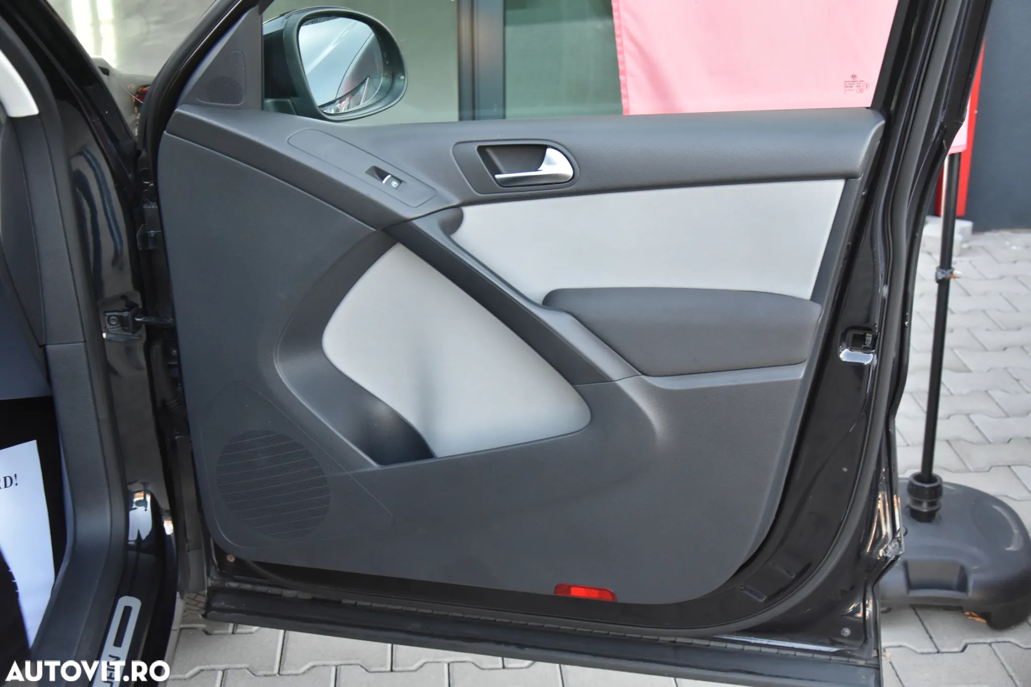 Volkswagen Tiguan 2.0 TDI DPF BlueMotion Technology Team - 30