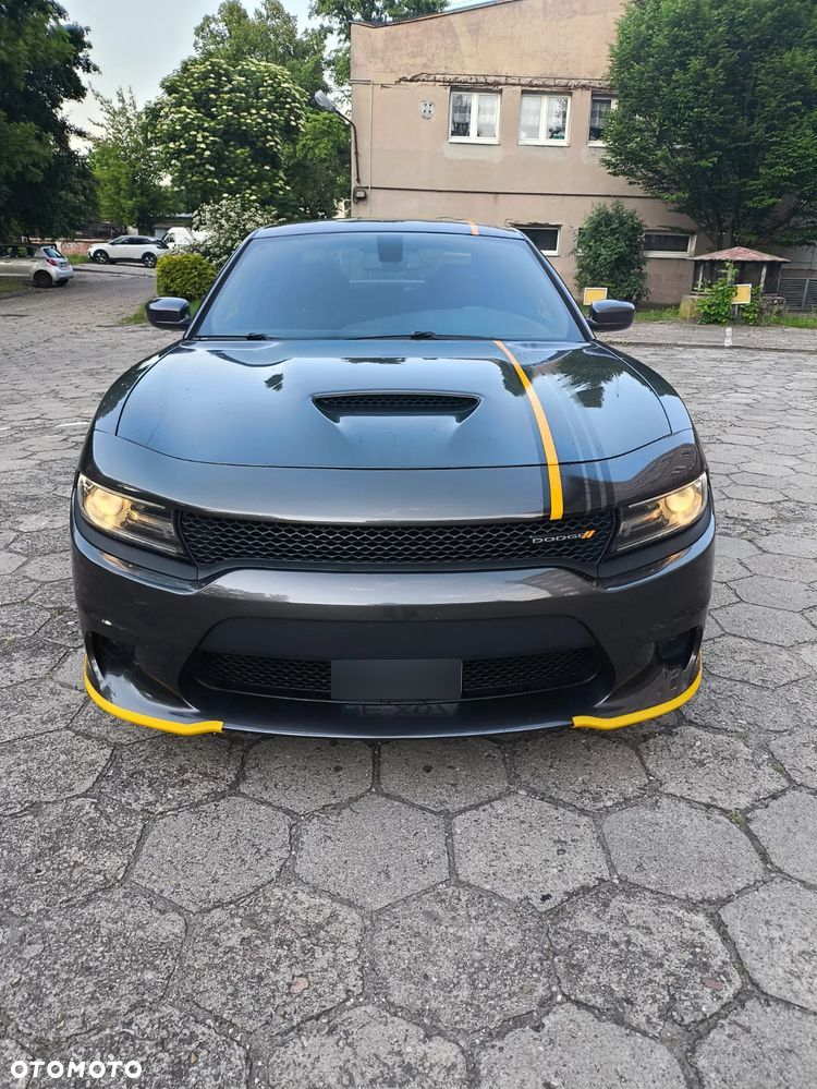 Dodge Charger 5.7 R/T - 12