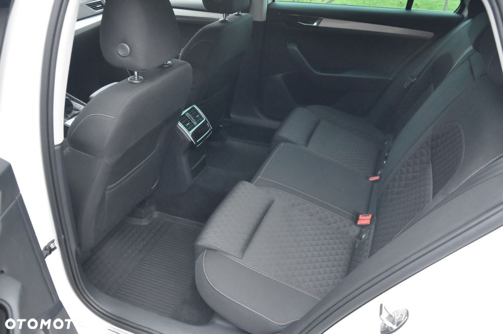 Skoda Superb - 21