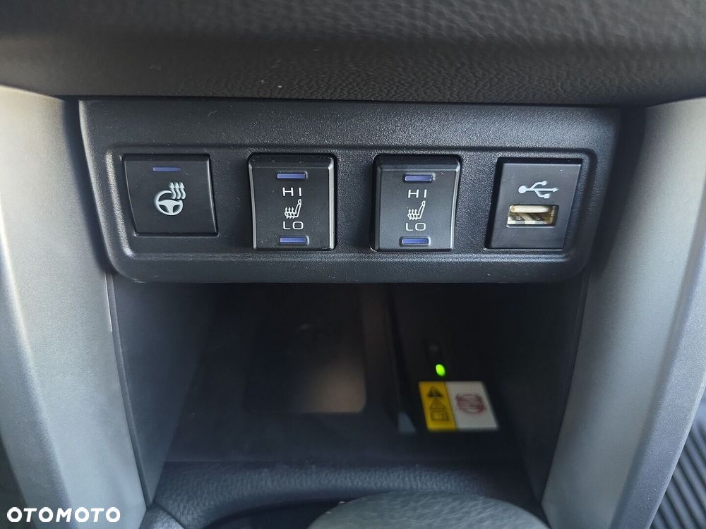 Toyota Corolla Cross 2.0 Hybrid Executive AWD - 21