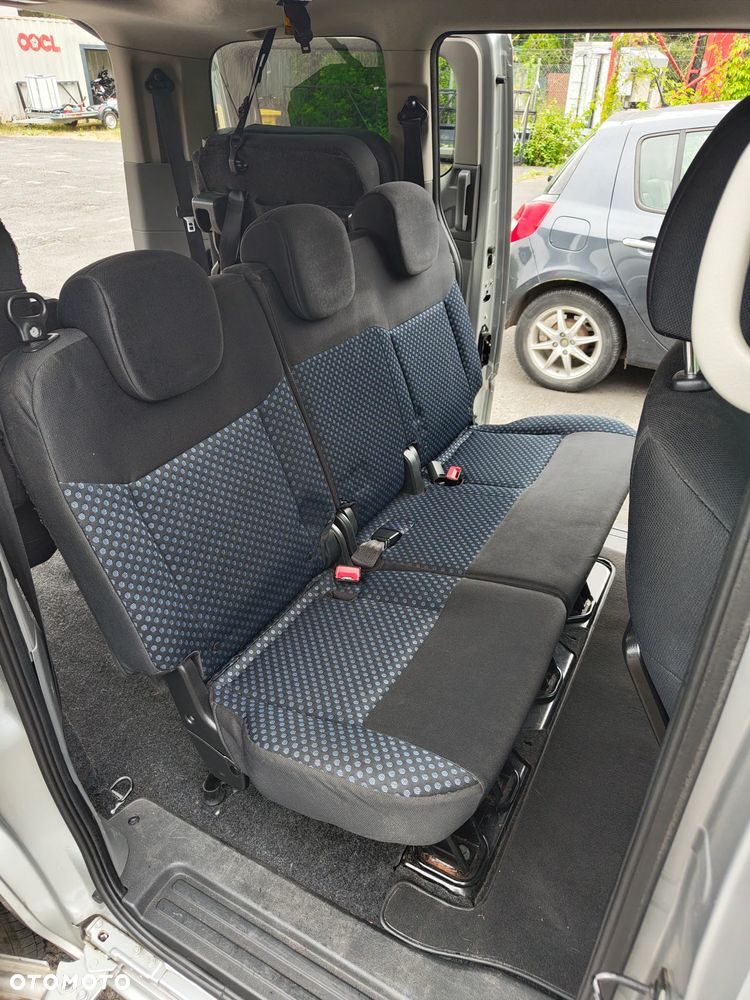 Nissan NV200 Evalia 1.5 Premium - 12