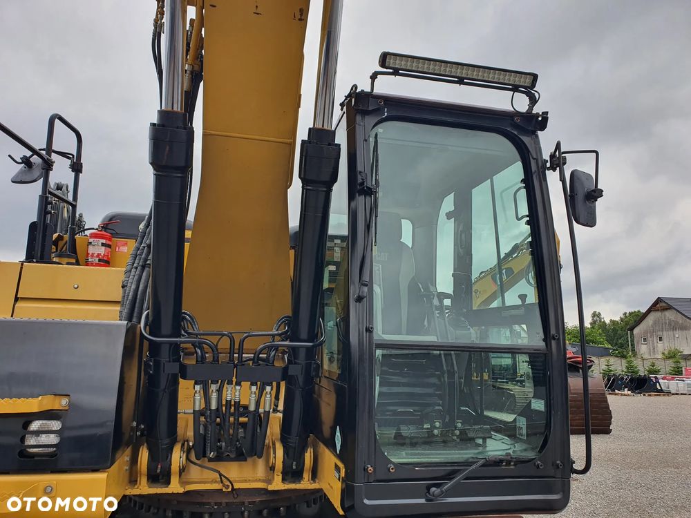 Caterpillar 320 EL RR - 26