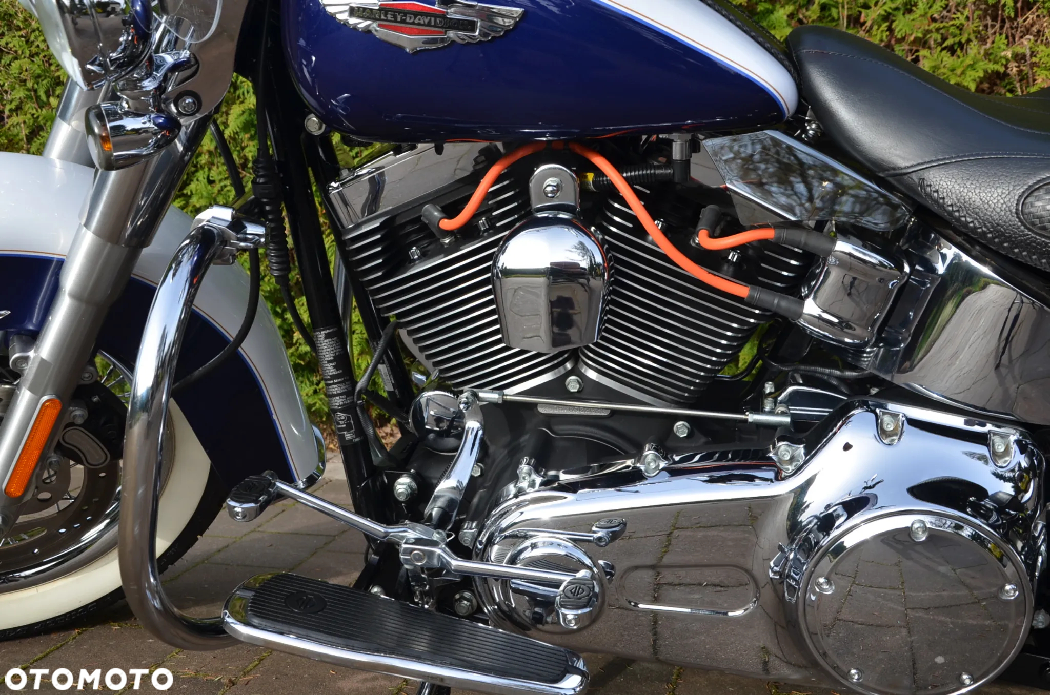 Harley-Davidson Softail Deluxe - 24