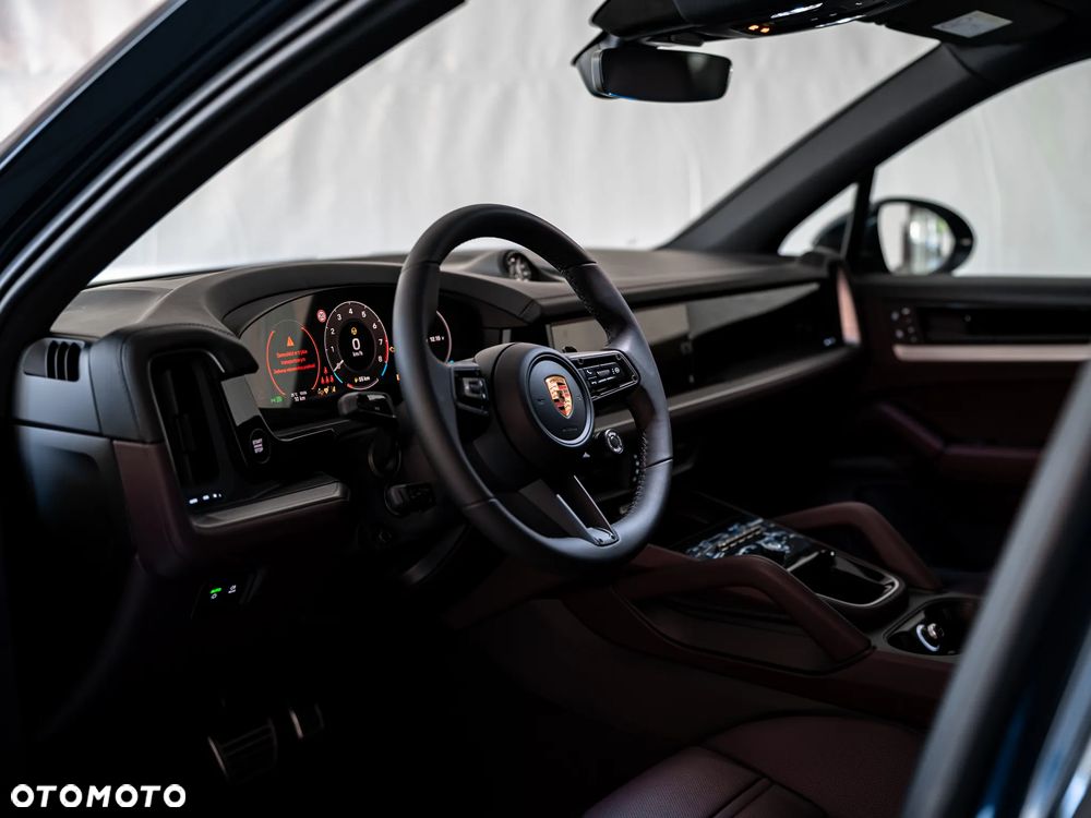 Porsche Cayenne - 12