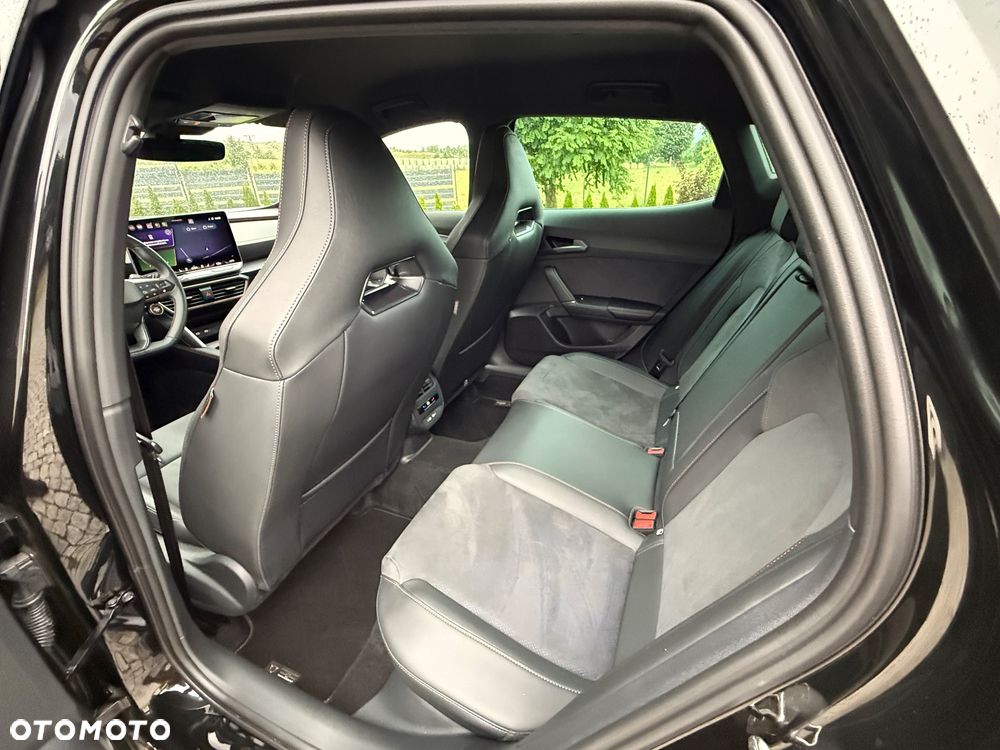Cupra Formentor 2.0 TSI 4Drive DSG VZ Black Edition - 30
