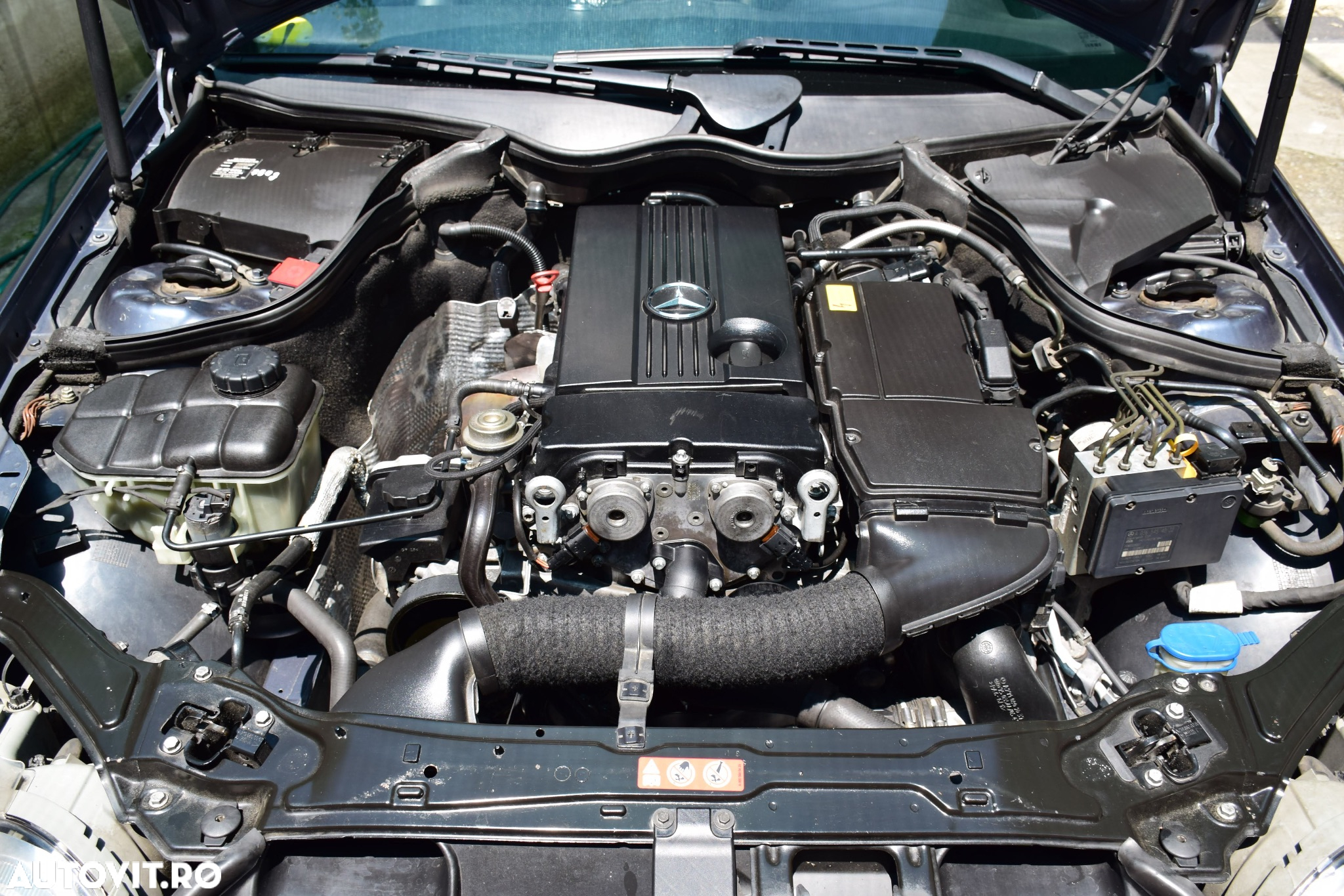 Mercedes-Benz CLK Coupe 200 Kompressor Automatik Avantgarde - 33