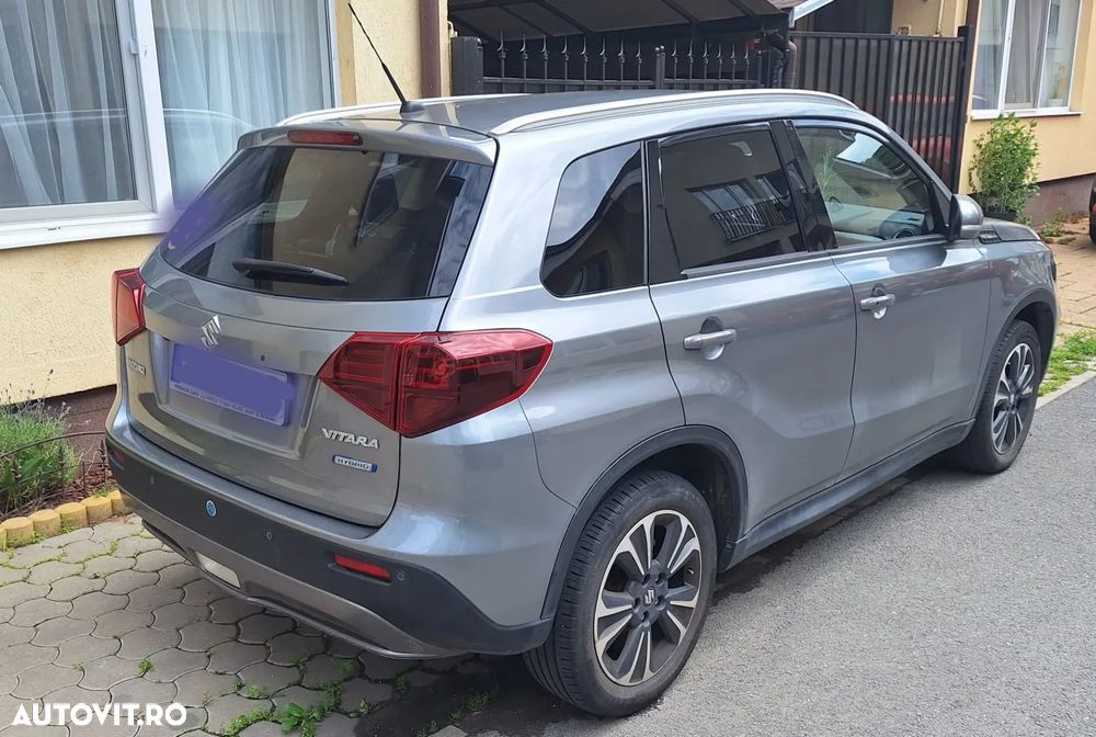 Suzuki Vitara 1.4 Boosterjet AllGrip MHEV Spirit - 3